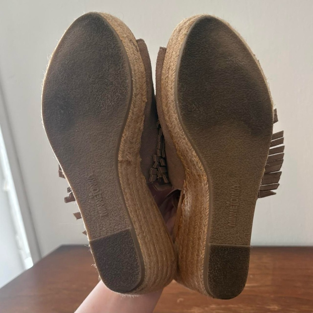 Minnetonka Tan Suede Wedges - Picture 6 of 8